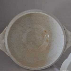 Fransk terrin med låg