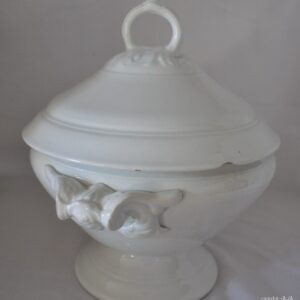 Fransk terrin med låg