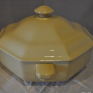 Fransk terrin med låg