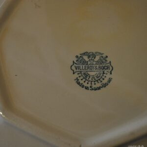 Fransk terrin med låg