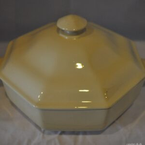 Fransk terrin med låg