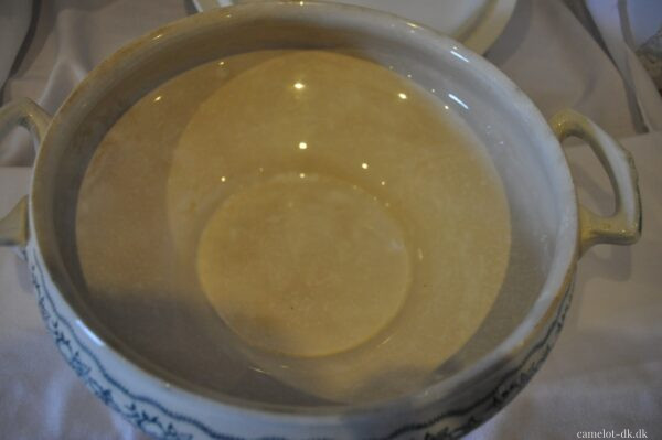 Fransk terrin med låg