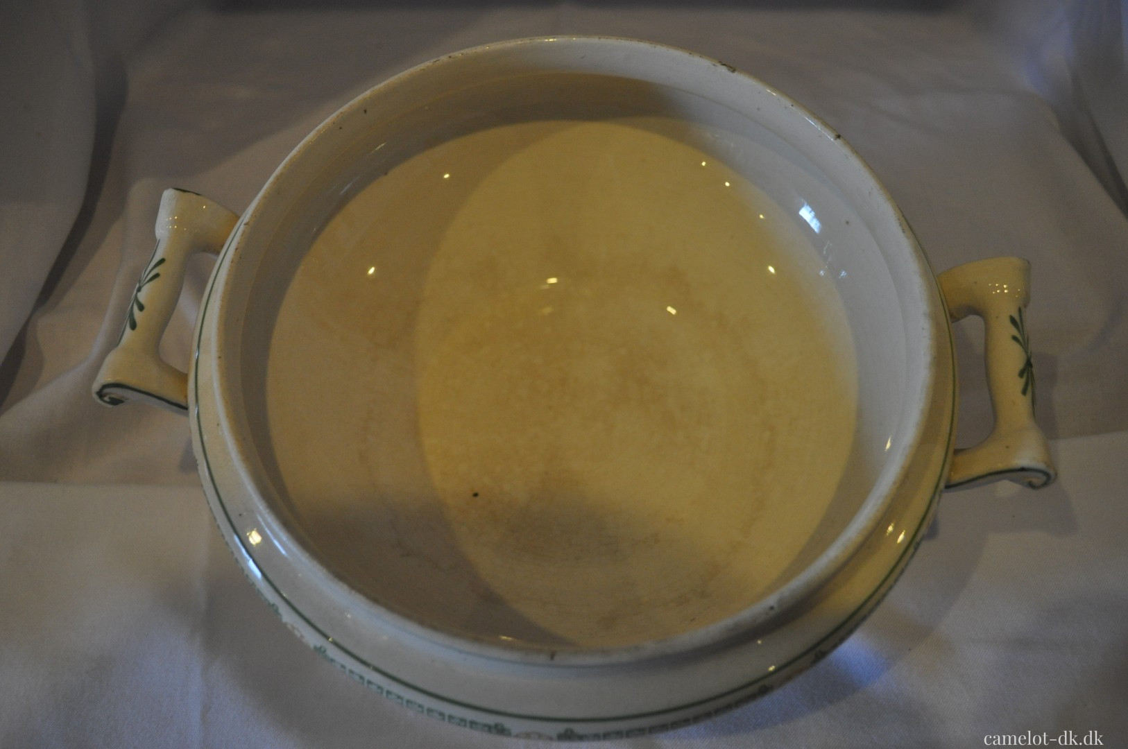 Fransk terrin uden låg