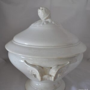 Fransk terrin med låg