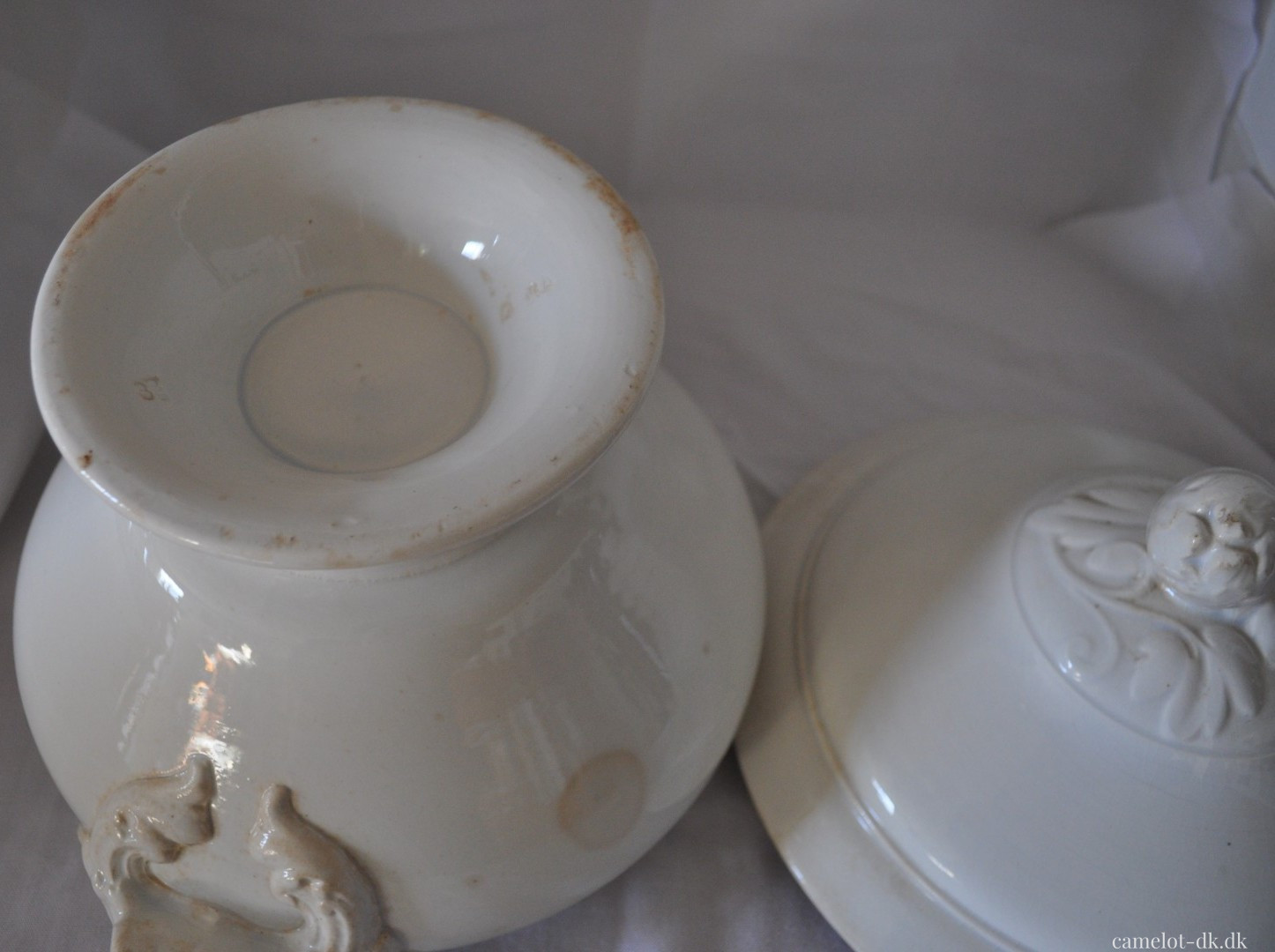 Fransk terrin med låg