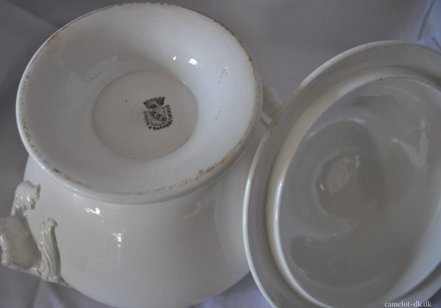 Fransk terrin med låg