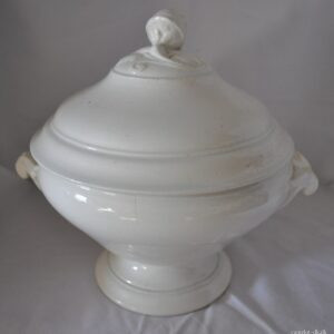 Fransk terrin med låg