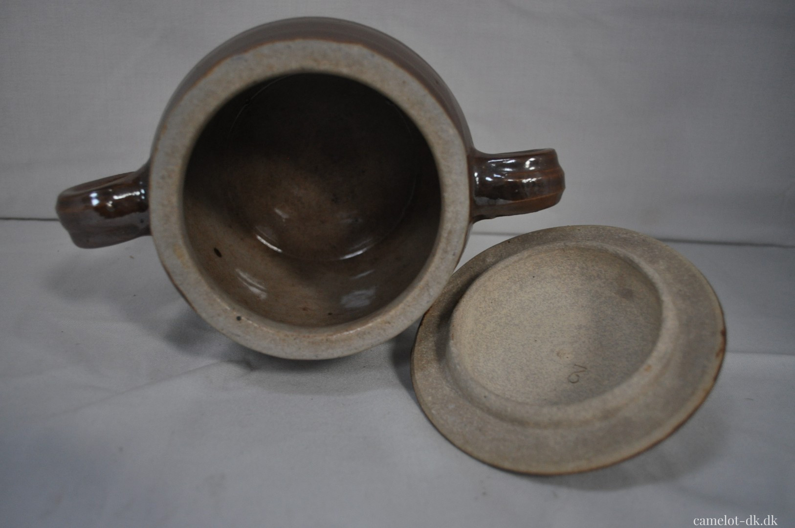 Fransk syltekrukke med låg