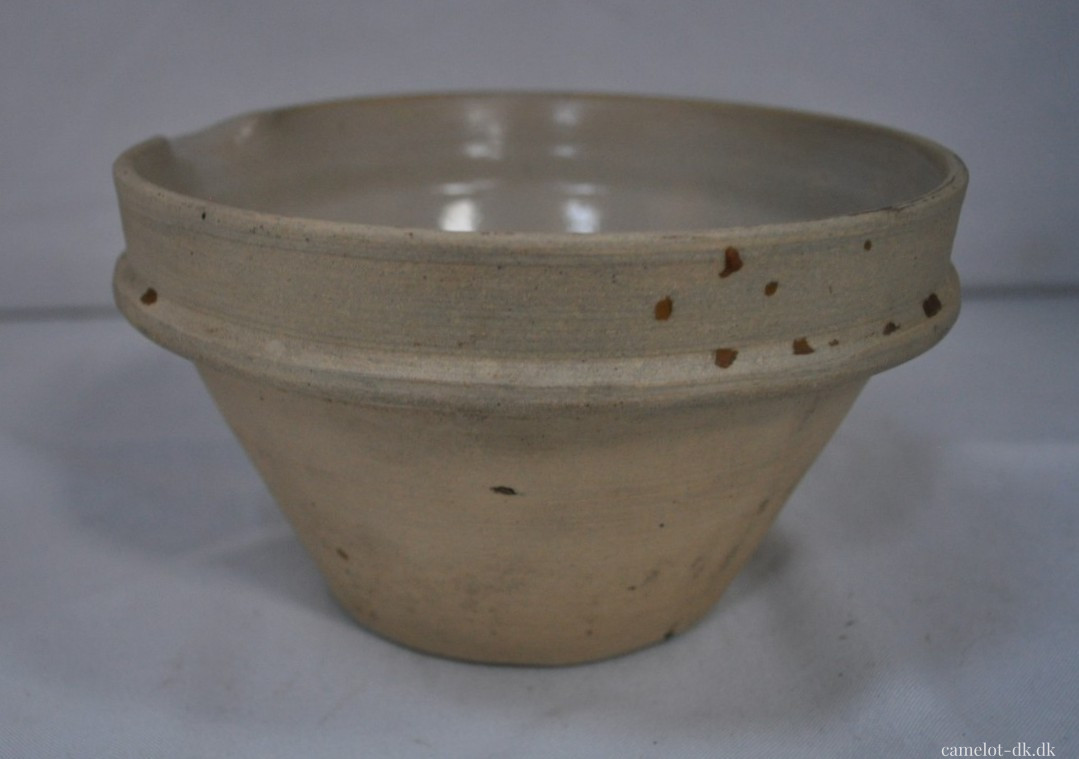 Fransk keramikskål